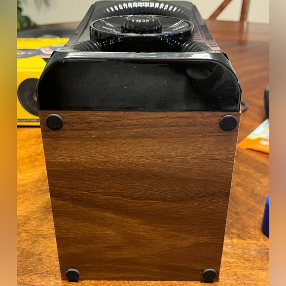 DinDin Bluetooth Portable Speaker 30W - Picture 7 of 9